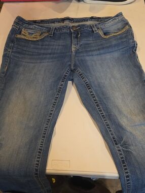 Vigoss Women's Bootcut Jeans in Medium Blue Wash